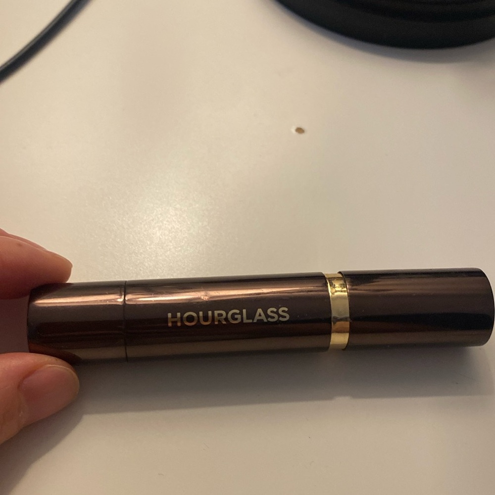 Hourglass lipstick